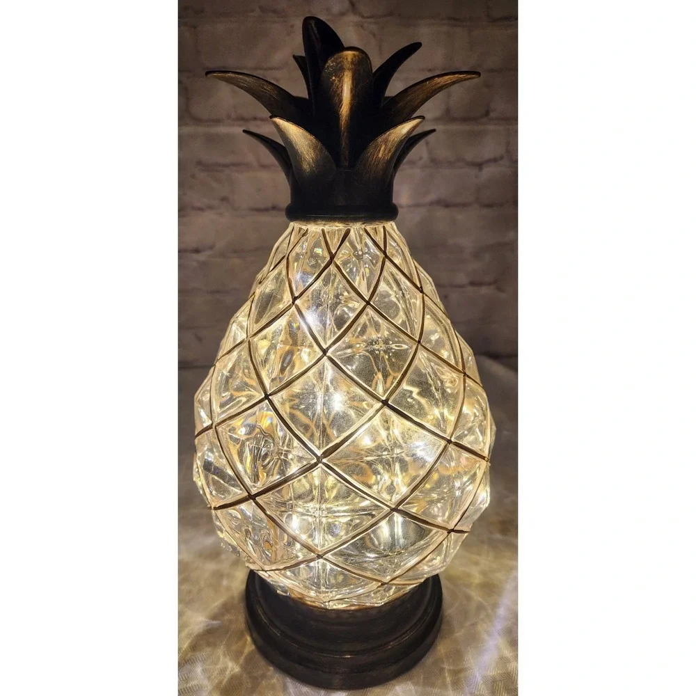 Set‎ Of 2 Indoor Or Outdoor Caged Lighted Pineapple Candlle Holders